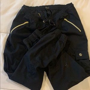 Jaanuu black and gold jogger scrub pant